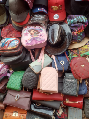 1000 Women's bags